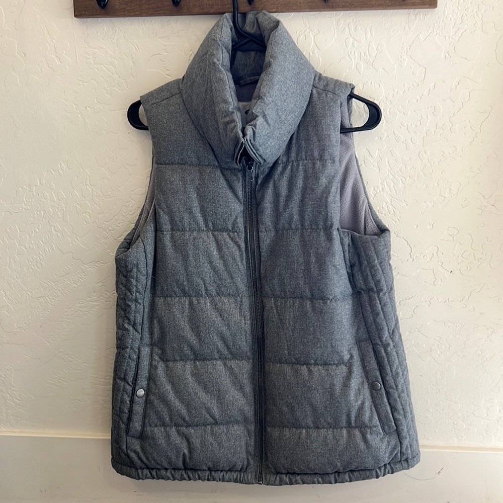 Old Navy Flannel Puffer Vest Fleece lined